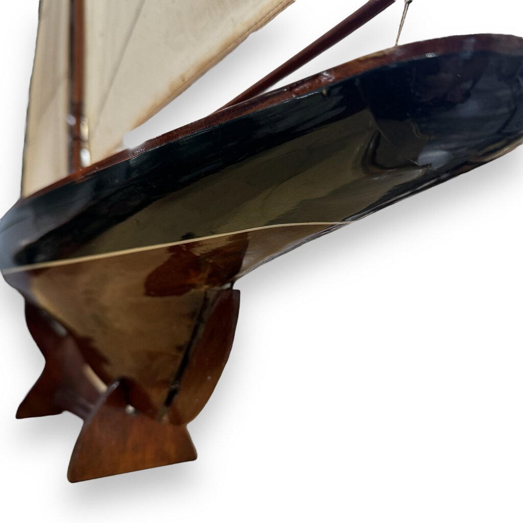 Vintage 1901 Sail Pond Yacht Model 43" Cup Contender Sailboat w/ Stand 43Lx6Wx43H