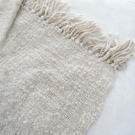 Cozy Cotton White Boucle Fringe Throw 50"x70"