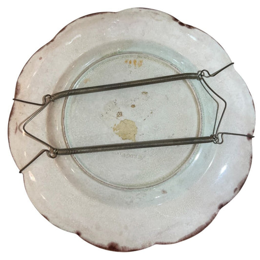 Antique Wedgwood Majolica Scenic Scalloped Plate 9D