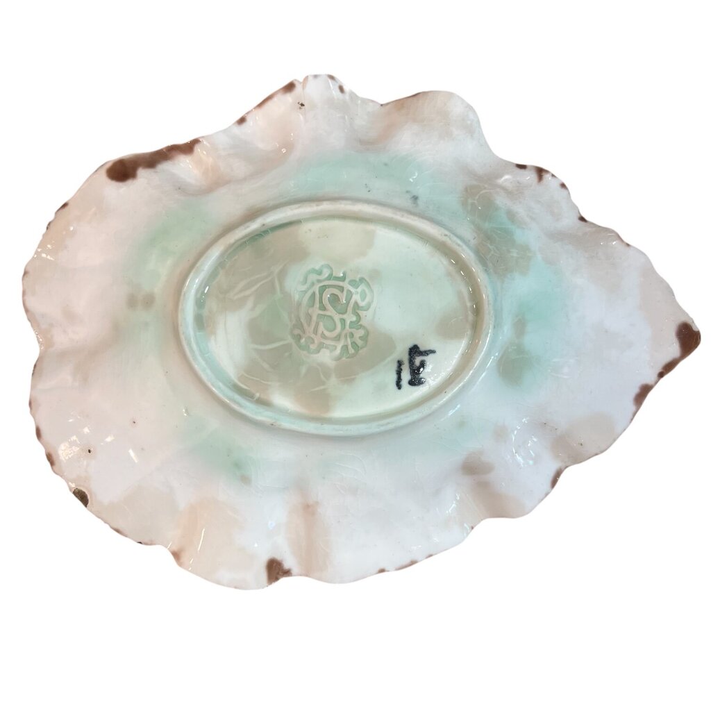 Antique 19th Century Etruscan Majolica Begonia Leaf Plate 9L x 7W