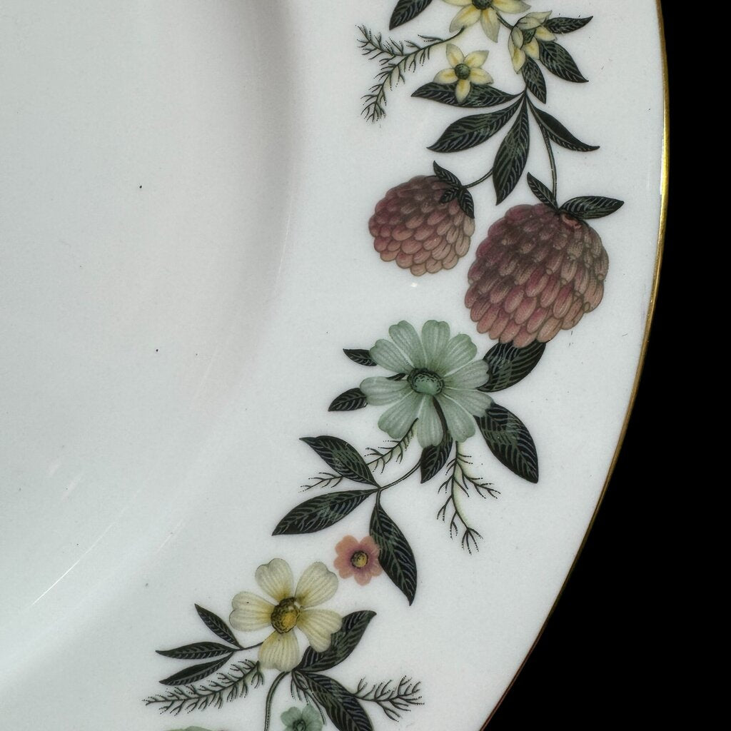 105pc Wedgewood Summer Garland Bone China Dinner Service for 12 & Serving Sets