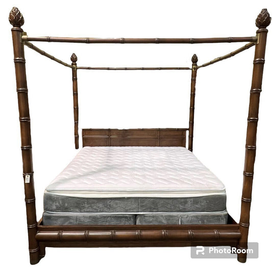 Baker Furniture West Indies Bamboo Style Wood Canopy King Sized Bed L86"W88"H93"