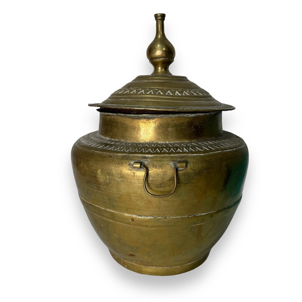 Antique Moroccan Brass Lidded Pot w/ Triangular Motifs 10Wx13H