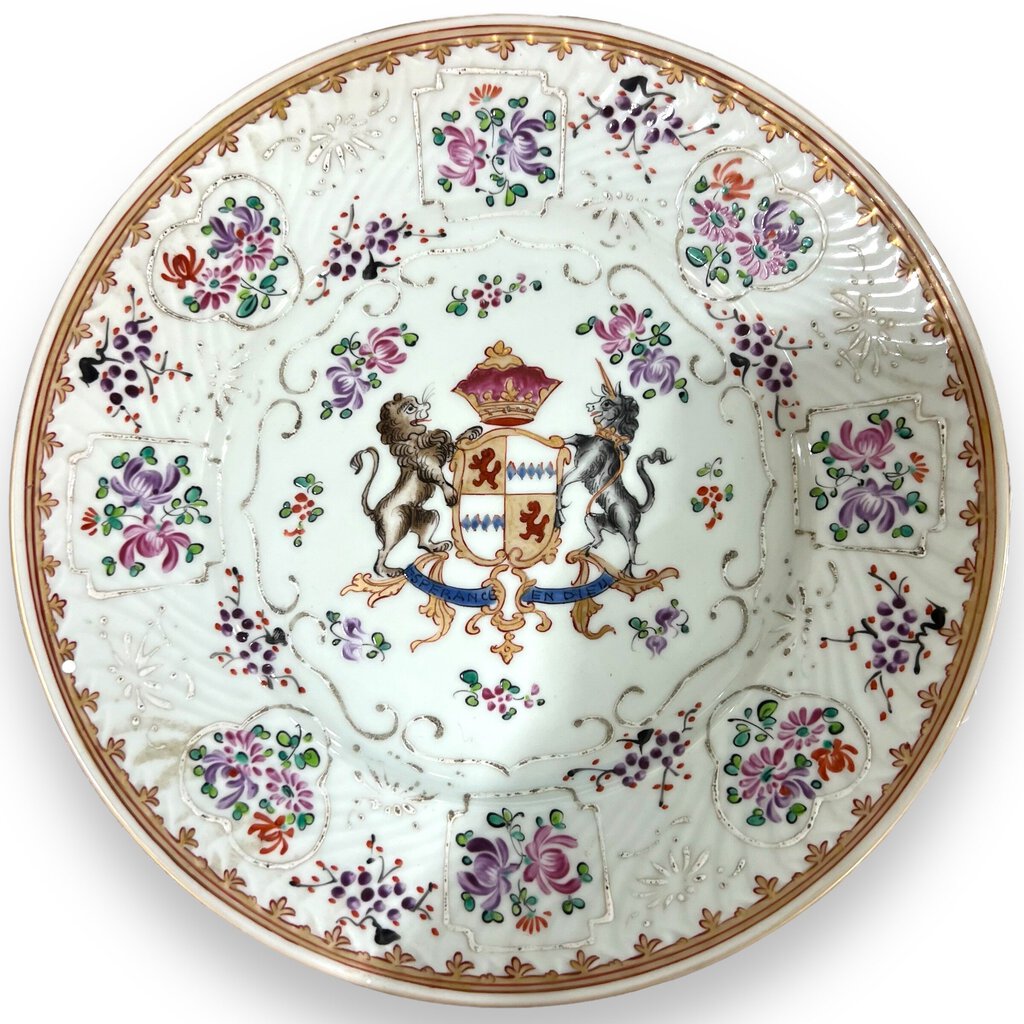 19th Century English Samson Porcelain Armorial Plate 8"1/4D