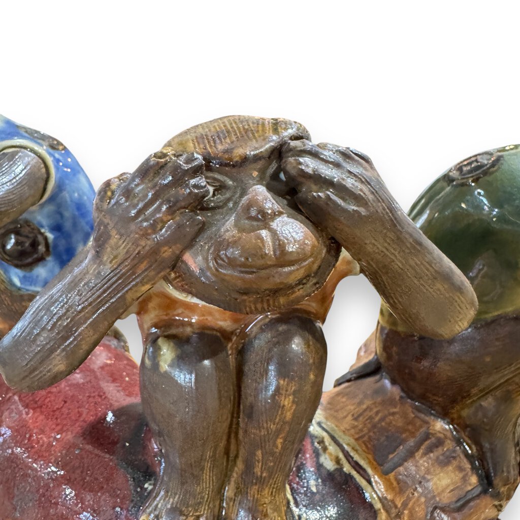 Signed "Hear No Evil, See No Evil, Speak No Evil" Monkeys Japanese Majelica Statue 13Lx7Wx7H