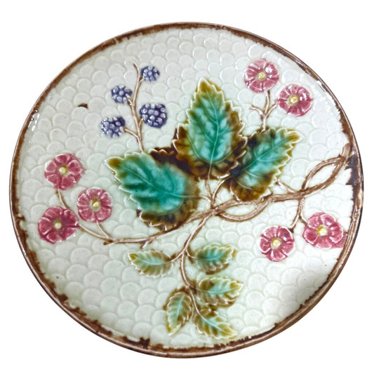 Antique Majolica Blackberry & Pink Flowers Plate 6"Dia