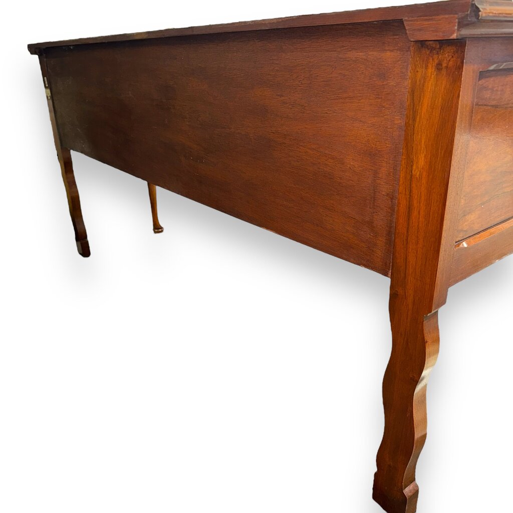 Vintage Solid Mahogany Queen Anne Style Three Drawer Sideboard/ Buffet/ Console w/ Brass Pulls 72Lx19Wx34H