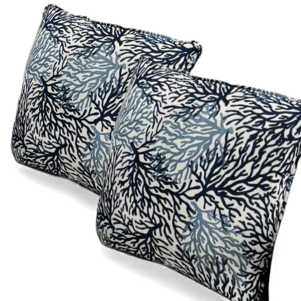 Pair of 20" Throw Pillows in Dwell Navy