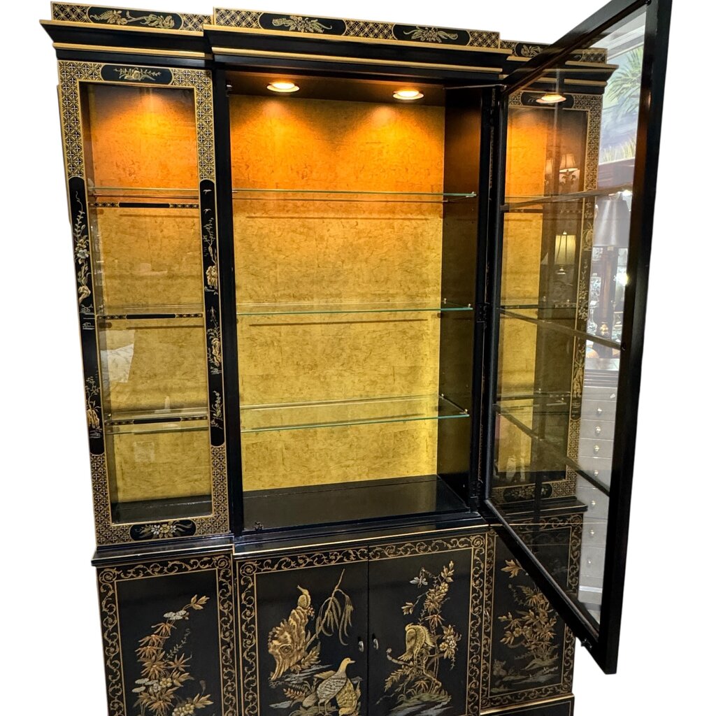 Vintage Drexel Heritage Et Cetera Collection Chinoiserie Style Hand Painted Black Lacquer China Cabinet 57Lx14Wx80H