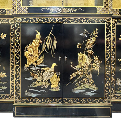 Vintage Drexel Heritage Et Cetera Collection Chinoiserie Style Hand Painted Black Lacquer China Cabinet 57Lx14Wx80H