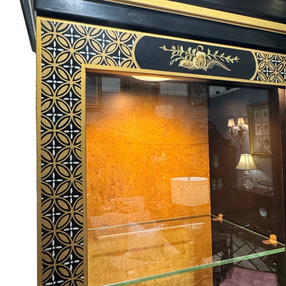Vintage Drexel Heritage Et Cetera Collection Chinoiserie Style Hand Painted Black Lacquer China Cabinet 57Lx14Wx80H