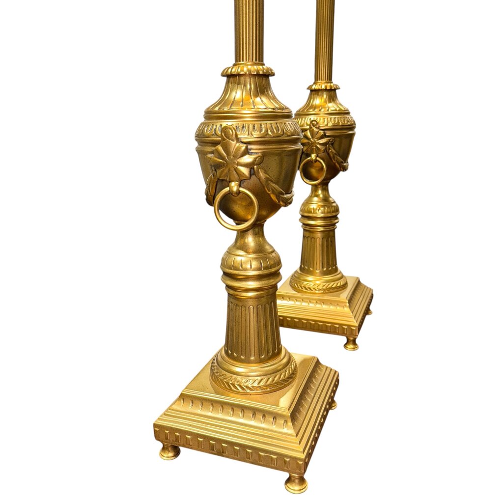 Pair of Frederick Cooper Brass Table Lamps w/ Fluted Column Stems, Urn Form Bodies, and Ring Handles. Classic Neoclassical Design w/ Stepped Square Bases. Heavy Solid Construction. Chicago 6Lx6Wx39H