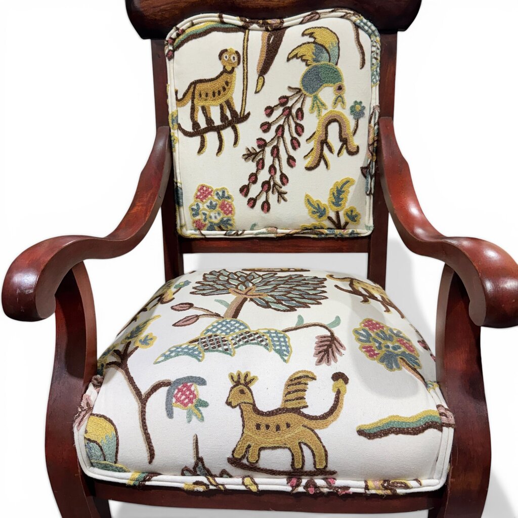 Pair of Vintage Mahogany Armchairs w/ Carved Crest Rails, Cabriole Legs, Schumacher Colonial Crewel Upholstery, Blue Back Panels, 22Lx22Wx44H