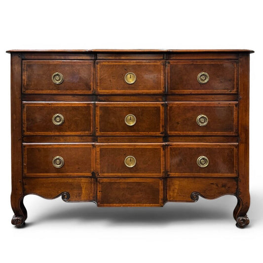 Acquisitions by Henredon Traditional Walnut 9-Drawer Dresser 49Lx21Wx36H