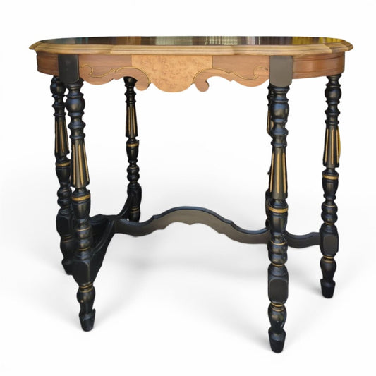 Refinished Antique French Country / Parlor Table 30Lx16Wx28H