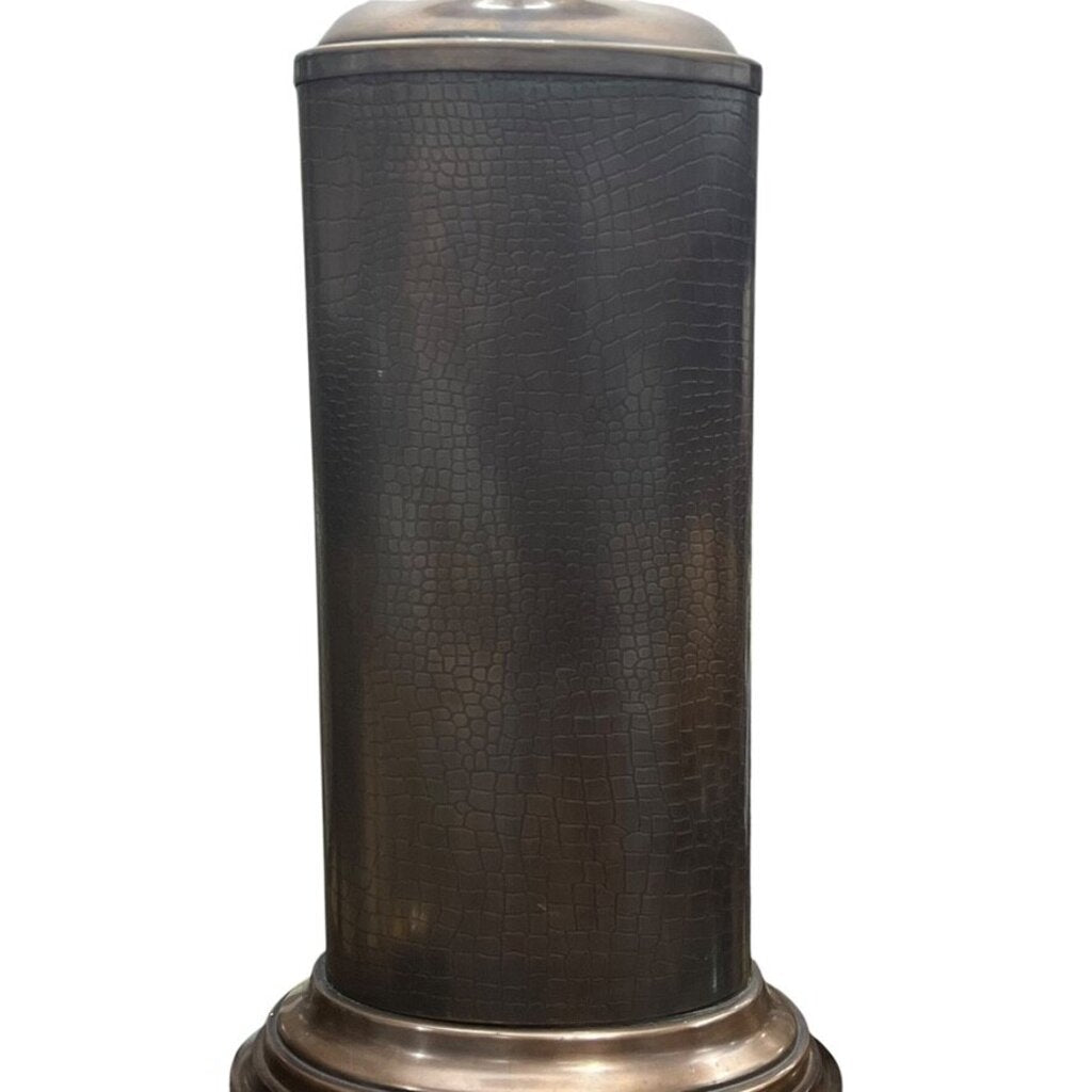 Vintage Frederick Cooper Alligator Embossed Copper Cylinder Table Lamp 16Lx16Wx30H Pair