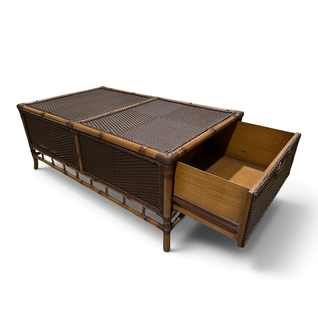 Tommy Bahama 3160-969 Veranda Trunk Cocktail Table Rattan Look Over Cast Aluminum 49Lx29Wx20H