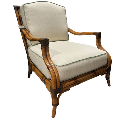Tommy Bahama Island Estate Veranda Lounge Chairs Pair 31Lx38.5Wx38.5H
