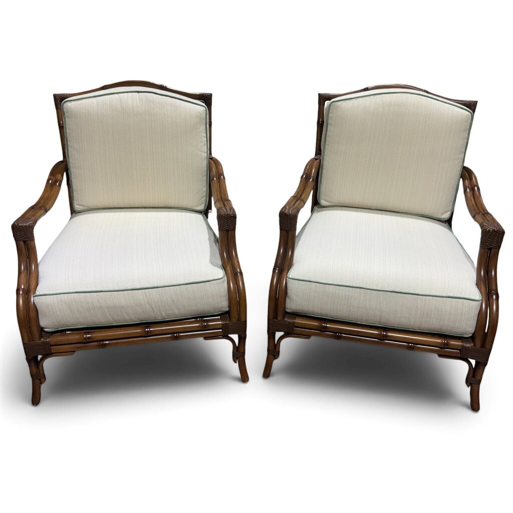 Tommy Bahama Island Estate Veranda Lounge Chairs Pair 31Lx38.5Wx38.5H