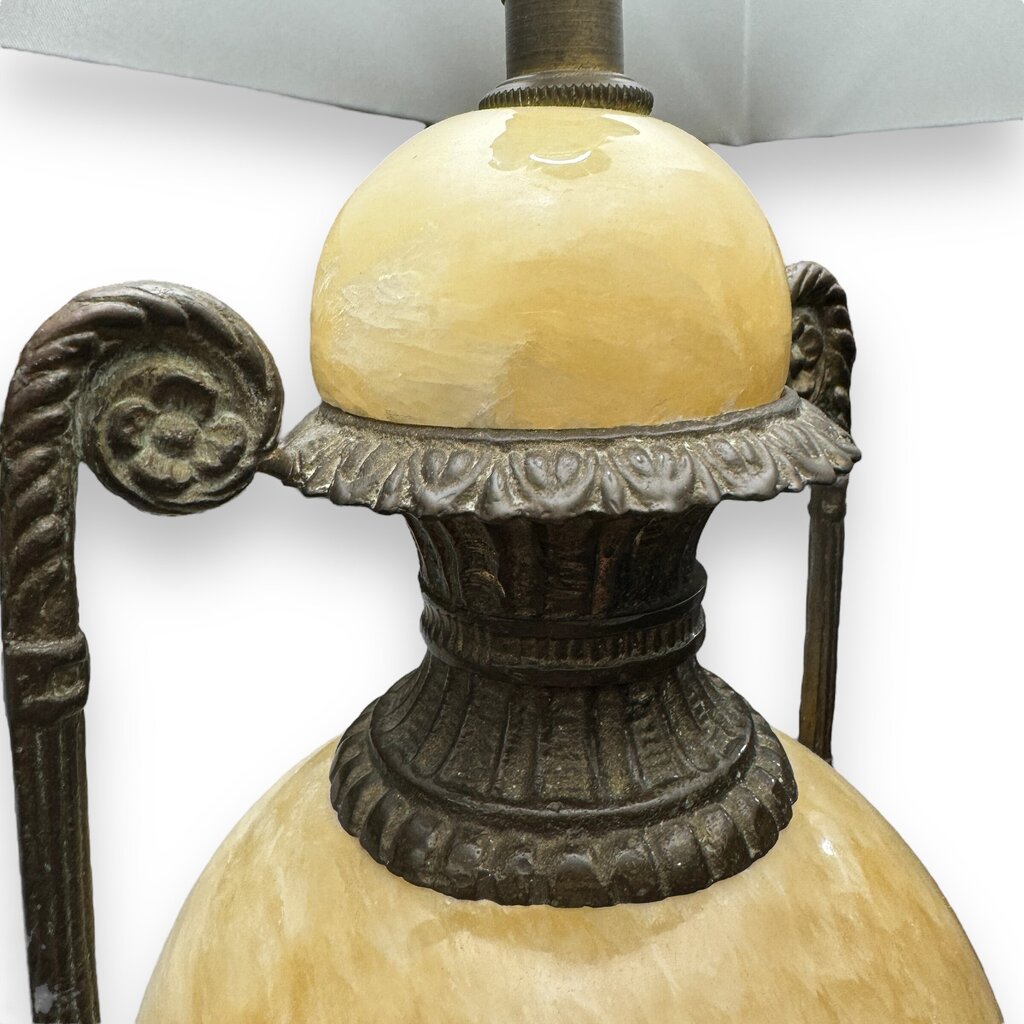 Pair Mid Century Italian Regency Onyx Brass Lionhead Lamps 14Lx14Wx31H