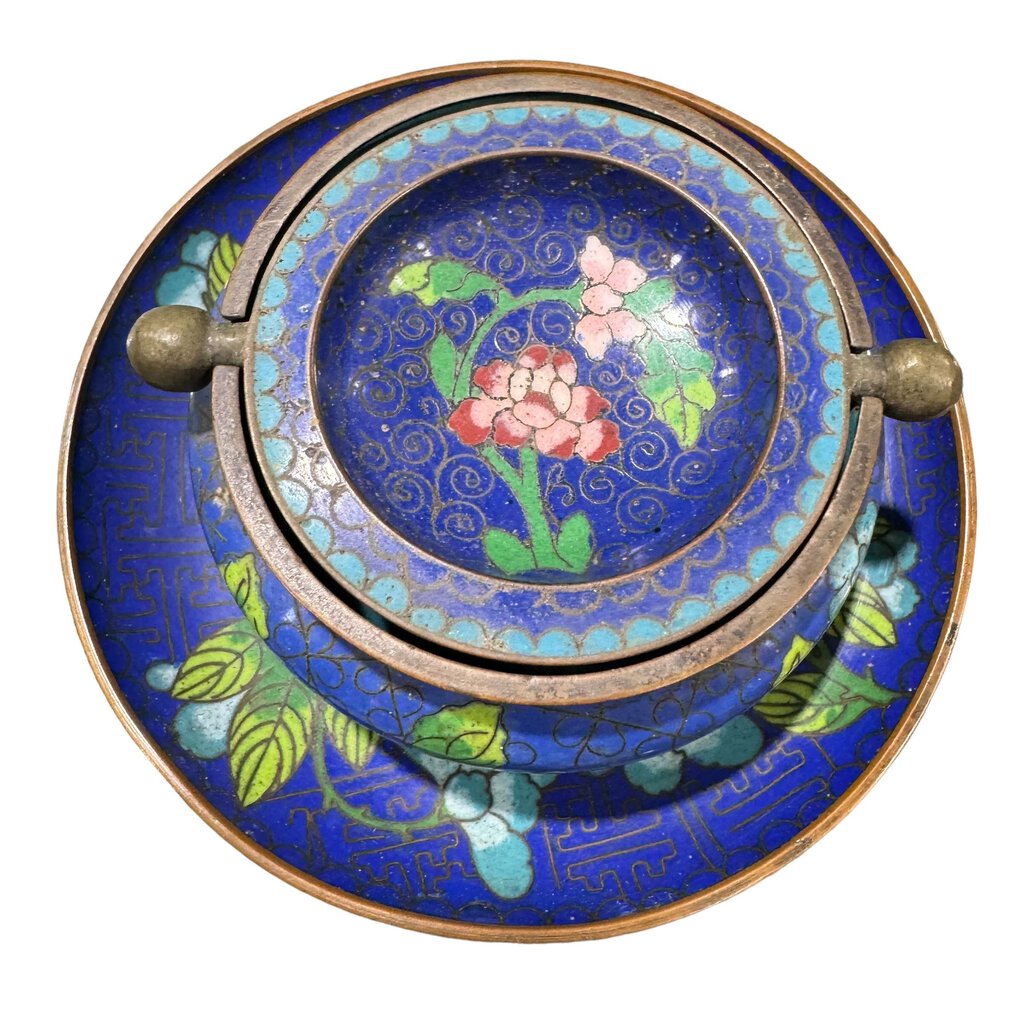 Antique Chinese Cloisonne Flip Top Ashtray w/Under plate 1950's 51/4"Dx2 1/4"H